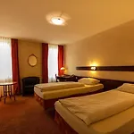 Stadt-hotel Gbr Hotel