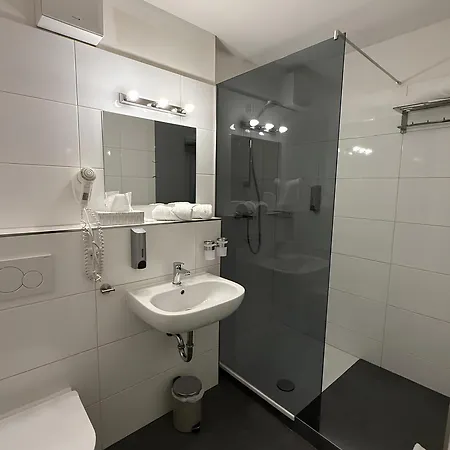 Stadt-Hotel Loerrach Gbr