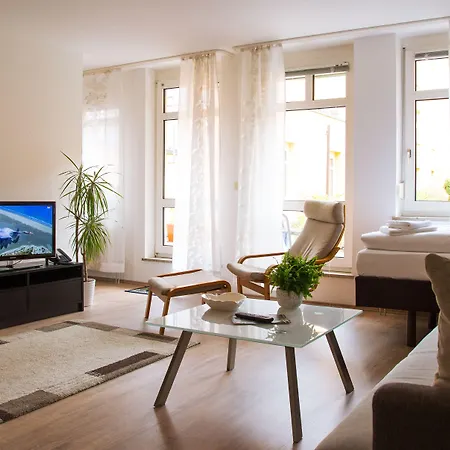 Stadt-hotel Gbr