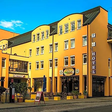 Hotel Stadt 3*