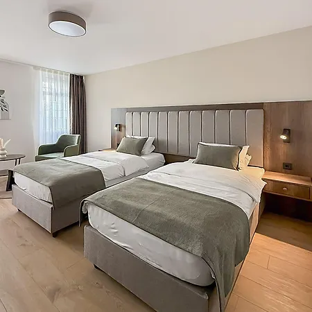 Hotel Stadt-hotel Gbr 3*